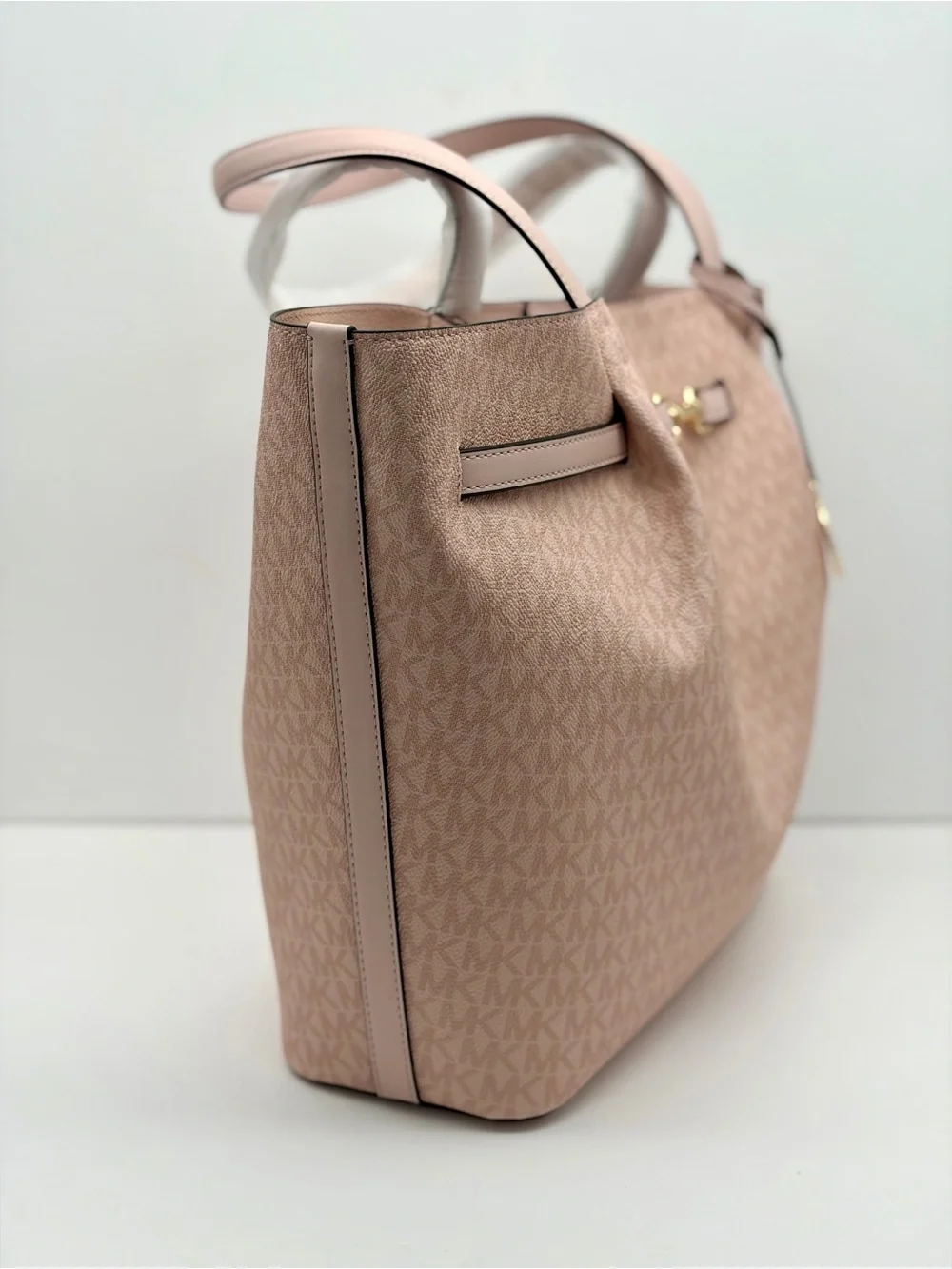 Michael Kors Carson Large Signature Logo Shoulder Tote Handbag with Wallet Set